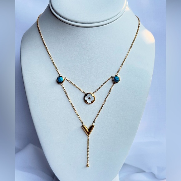 Elegant Gold and Blue Layered Necklace - Picture 1 of 2